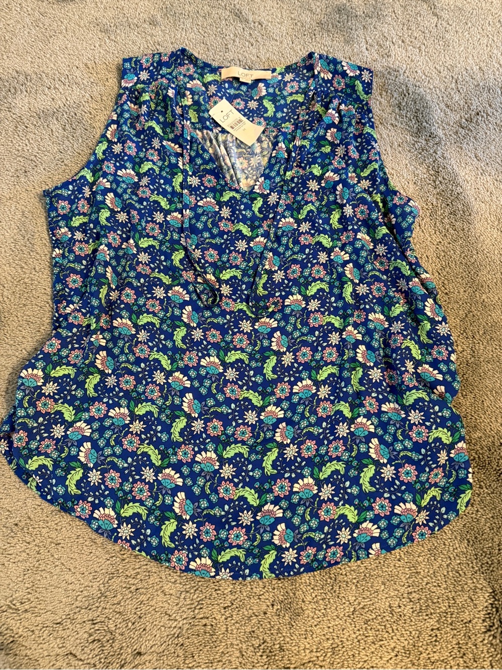 LOFT Blue Floral V-Neck Sleeveless Top NWT